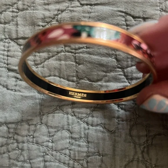 Hermès Narrow Enamel Bangle - Picture 3 of 8